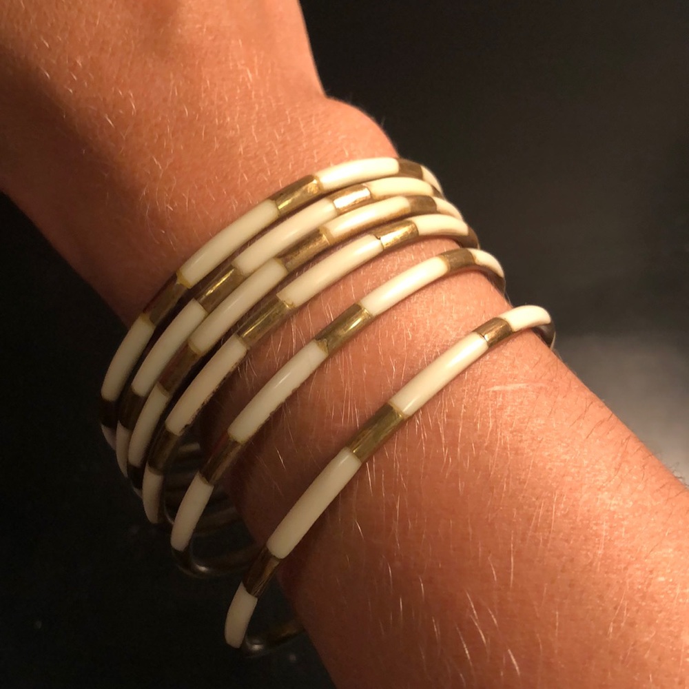 Multi wrist bangles